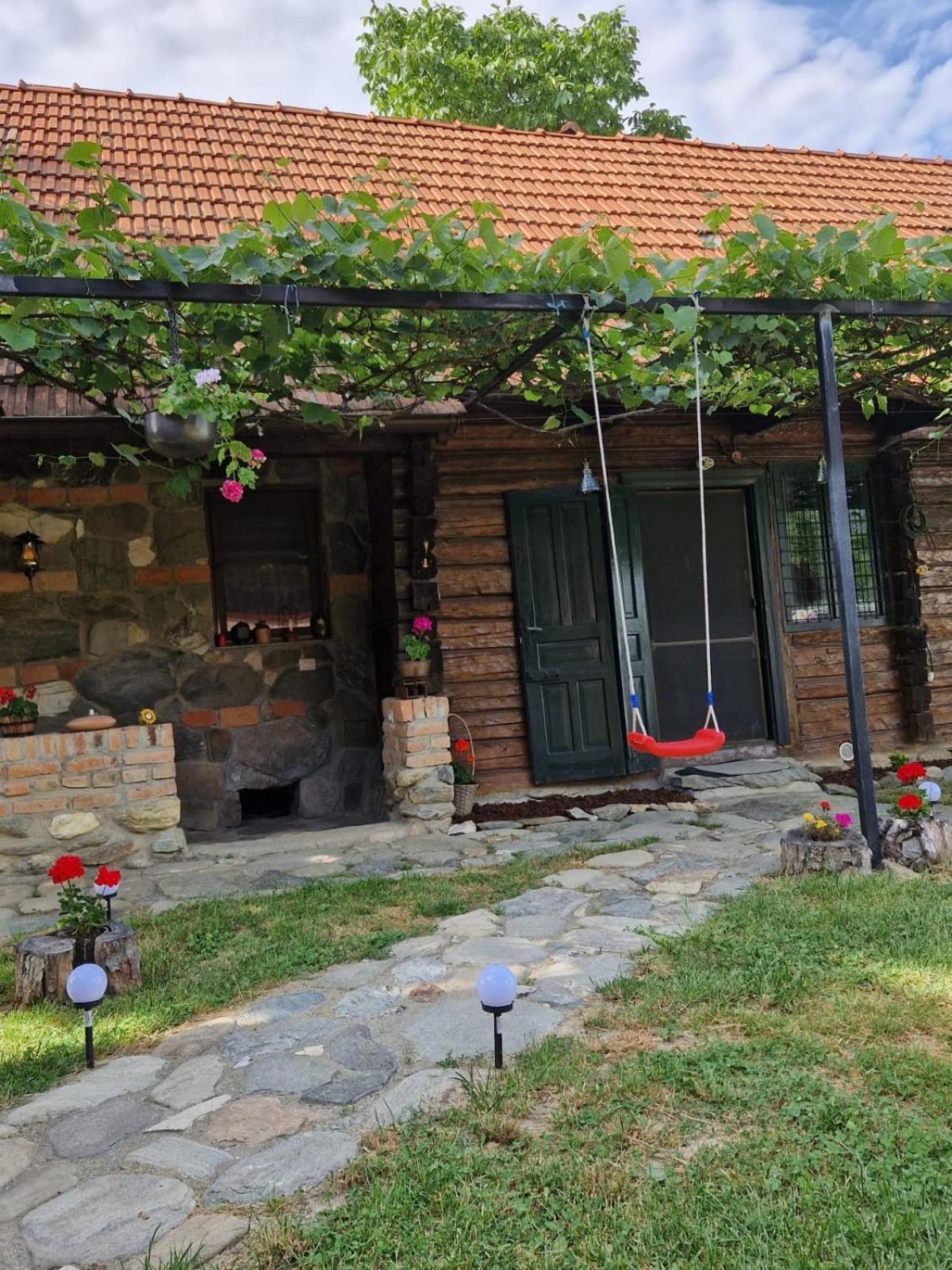 Вілла Casa Hariton Dragus Екстер'єр фото