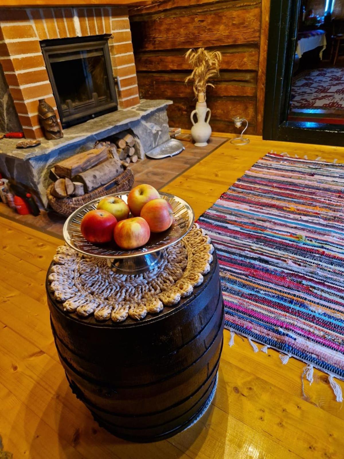 Вілла Casa Hariton Dragus Екстер'єр фото
